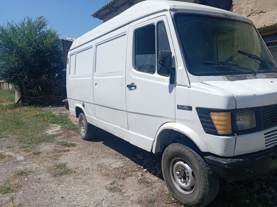 Mersedes benz  furgon