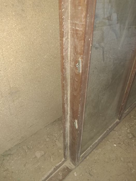 Ағаш терезе екі терезелі