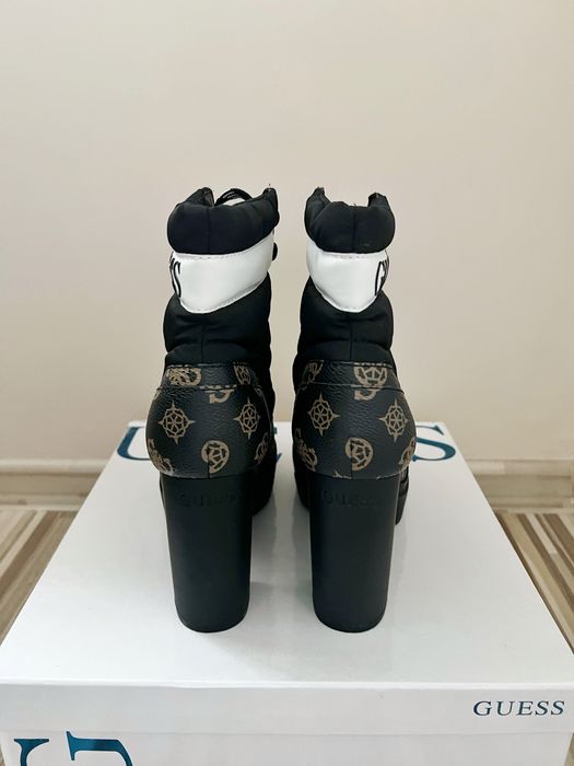 дамски боти Guess