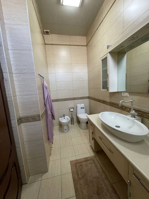 Сдается 3-х уровневый дом на Саламатина Яккасарайский район