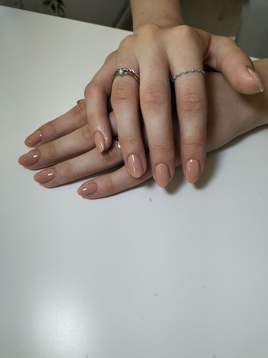 Manichiura și pedichiura clasică,gel si sempermanenta Rym Salon