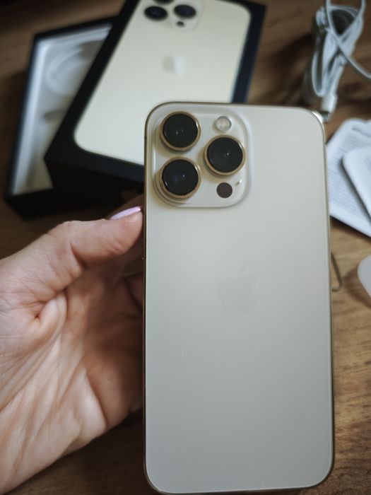 iPhone 13 Pro 128GB Gold + Apple Watch SE 44mm