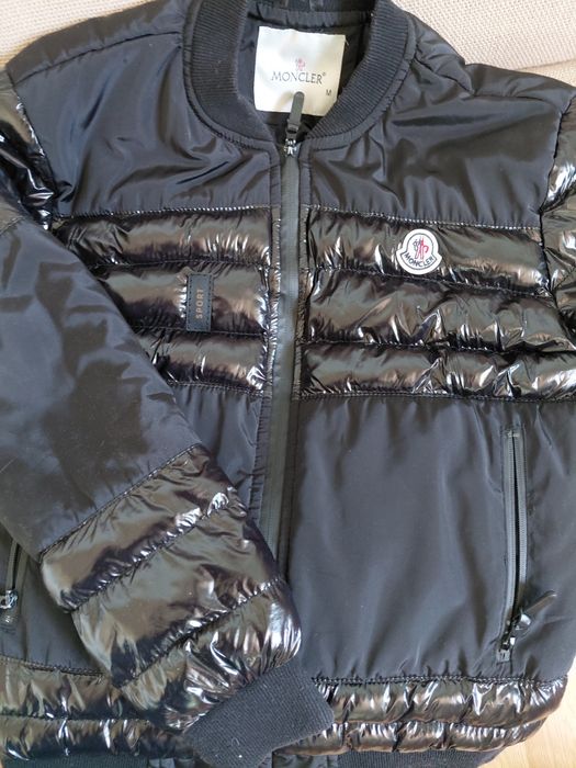 Юношески зимно яке Moncler