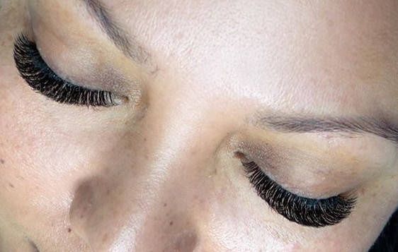 Наращивание ресниц