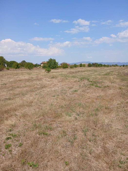 Продава се Парцел в с. Волуяк, Област София-град - 4000 кв.м за 27 €/кв.м - Снимка #5