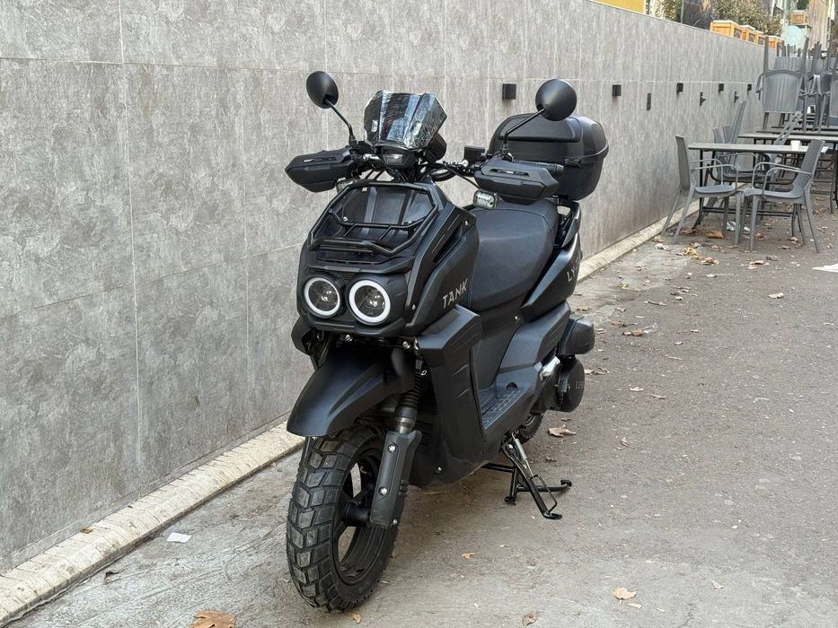 Продаеца мото скутер