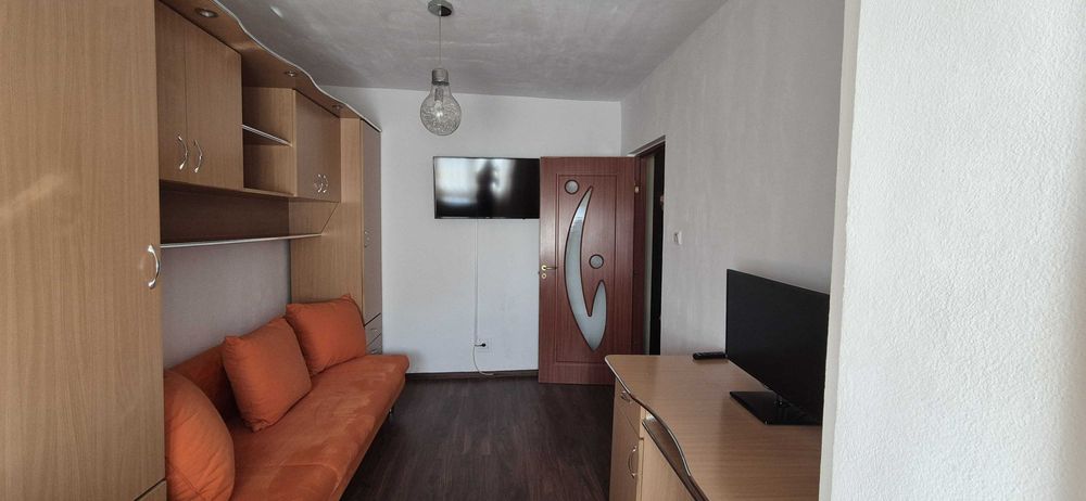 Dau in chirie apartament cu 2 camere  FĂRĂ AGENȚII!!!
