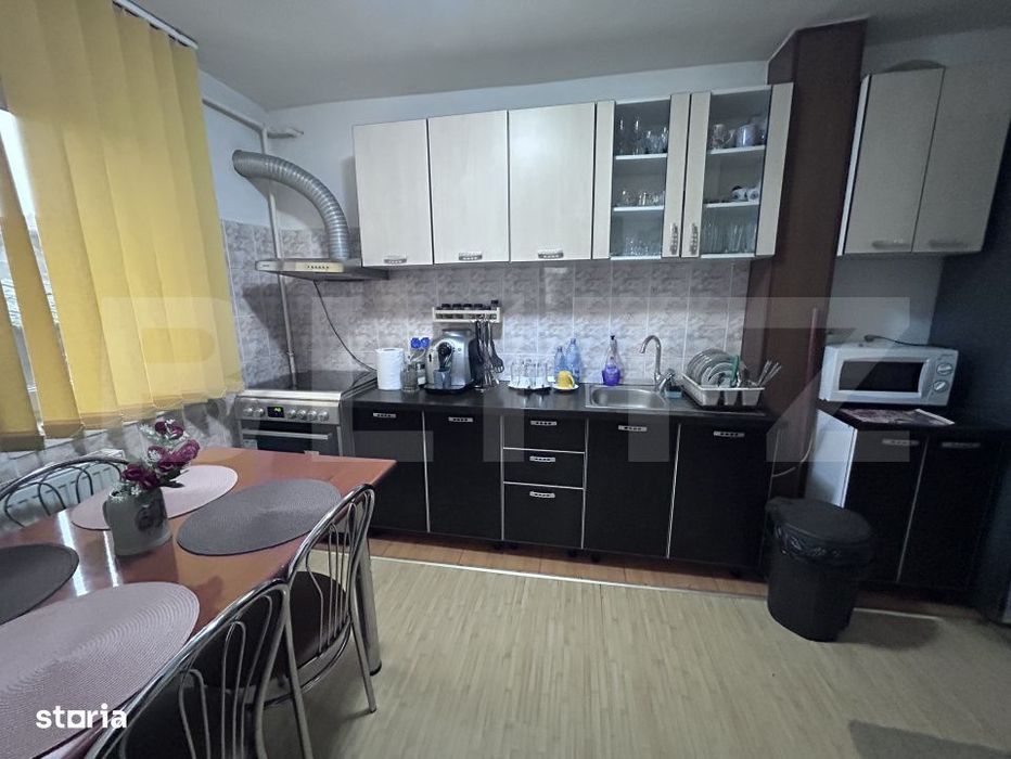 Apartament 3 camere, 68 mp, zona 9 Mai - Aleea Teilor — fotografia 3
