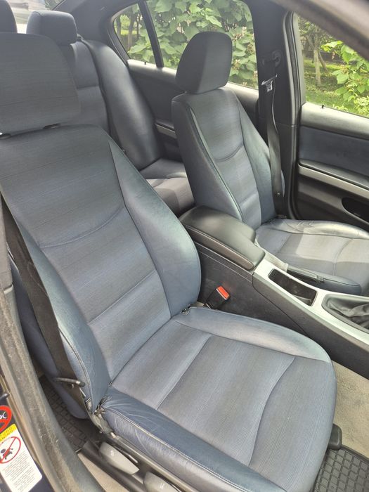 Vand sau schimb  BMW 320  ofer diferenta