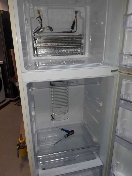 Мастер по ремонту стиральных машин, холодильников, морозилок.