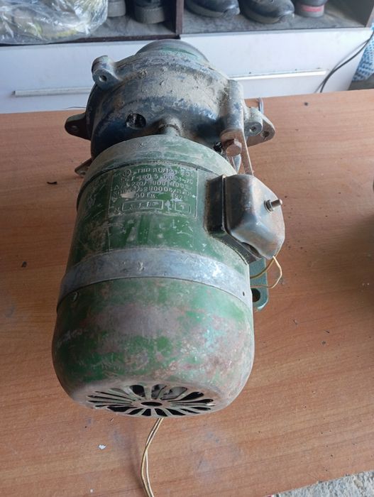 Электоматорчик 220 / 380