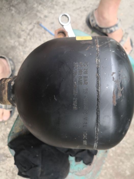 Хидроакумулатори Case; JCB; New holland