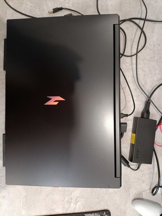 Acer nitro v17 ai 2k