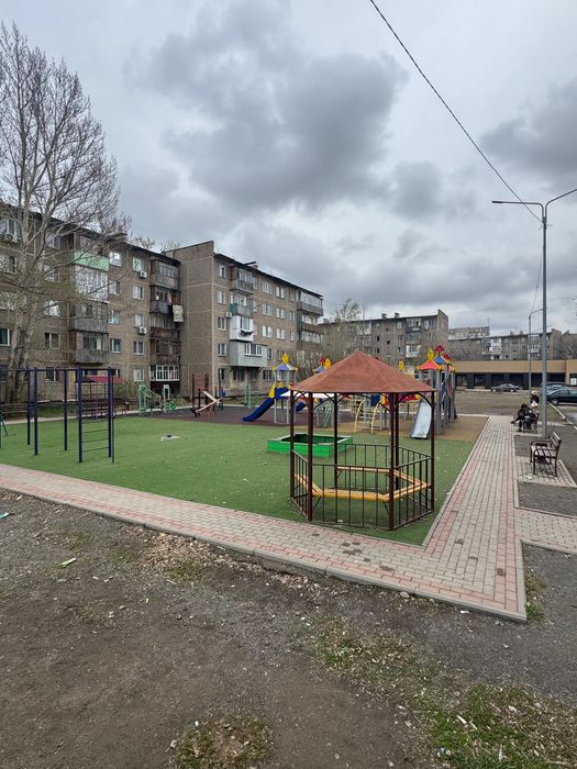 Продам 2 ком квартиру