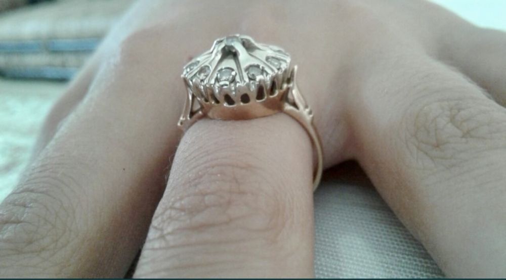 Кольцо с бриллиантами