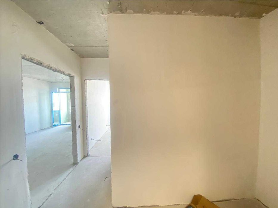 продается 2 комнатная студия