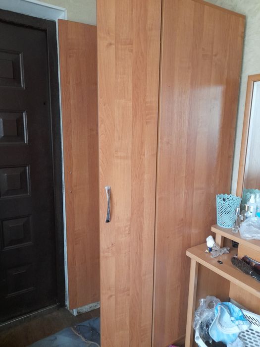 Продам плательный шкаф
