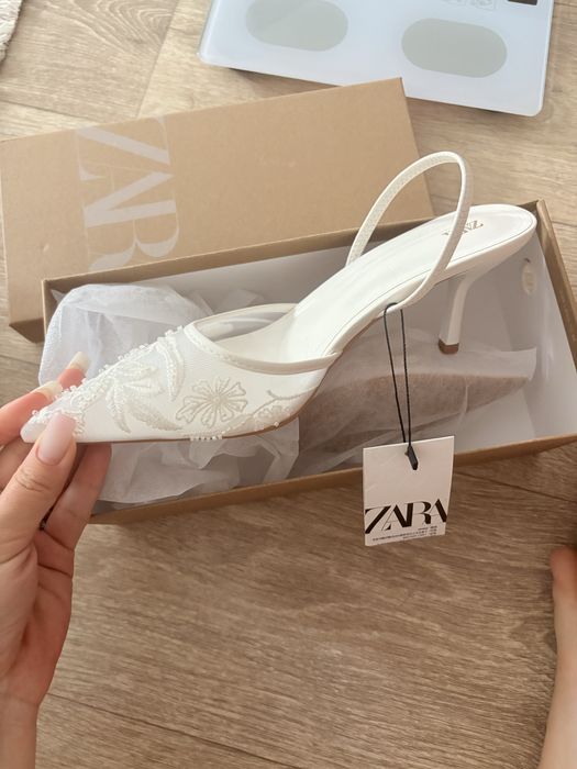 Новые туфли Zara