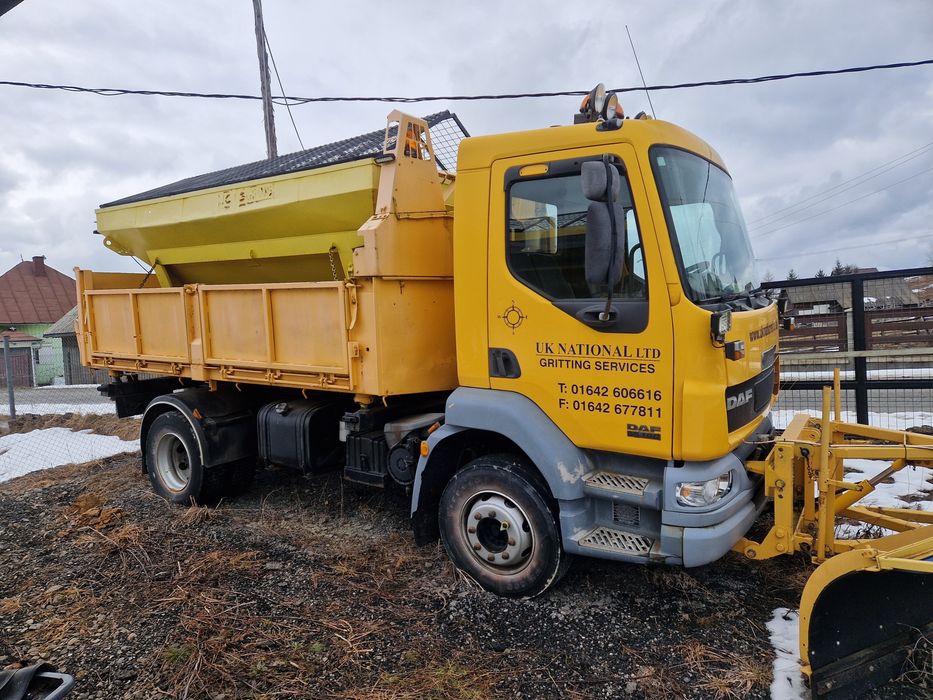 Vând basclă daf lf de 12 t plus alte utilaje.