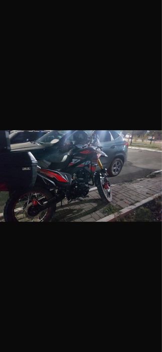 Мотоцикл эндуро 300 кубов