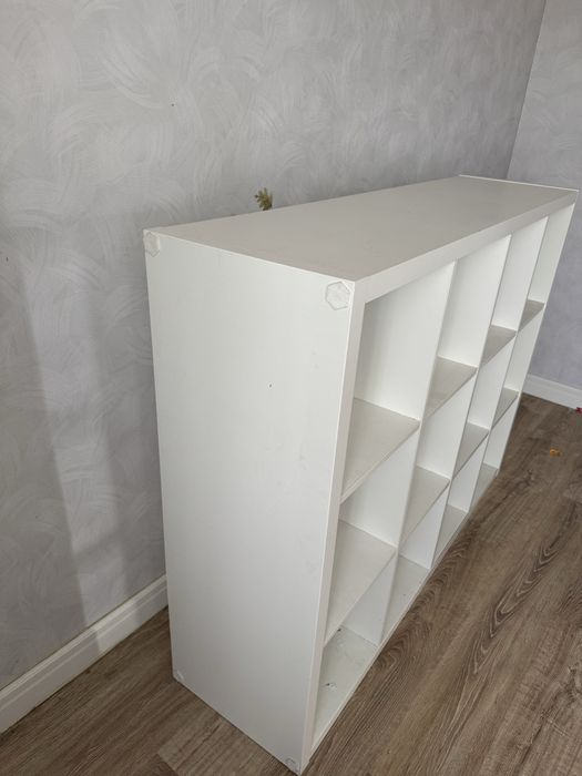 Стеллаж ИКЕА IKEA для игрушек и книг. Полки