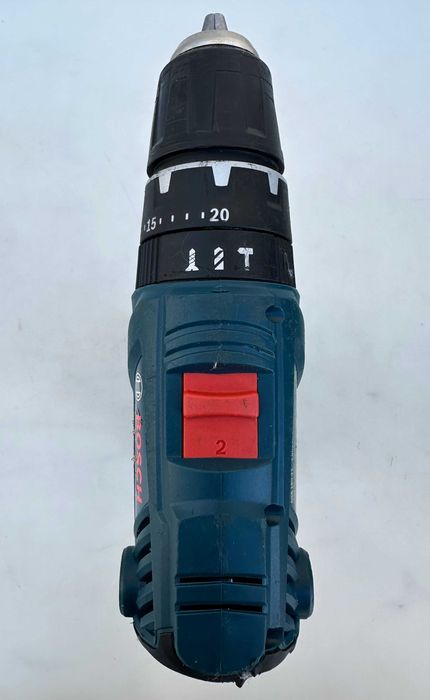 BOSCH GSB 18V-21 - Ударен акумулаторен винтоверт 18V като нов!