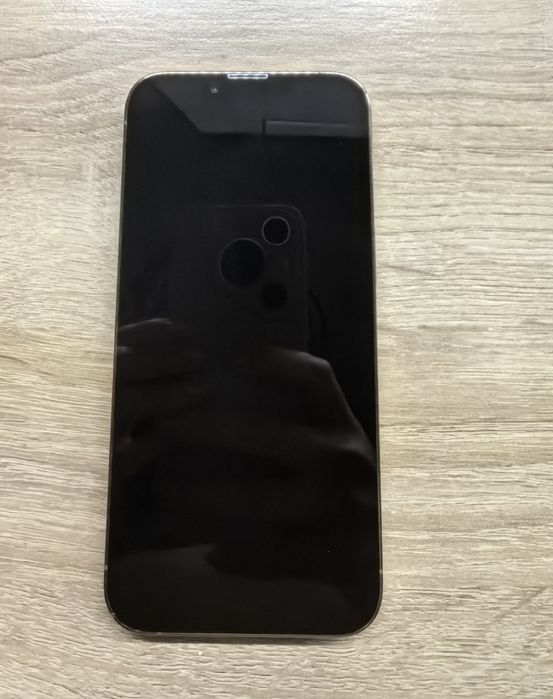 Iphone 13 pro 256 gb.Gold