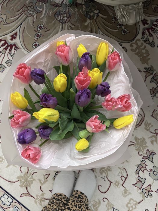 25шт қызғалдақ солмаған.