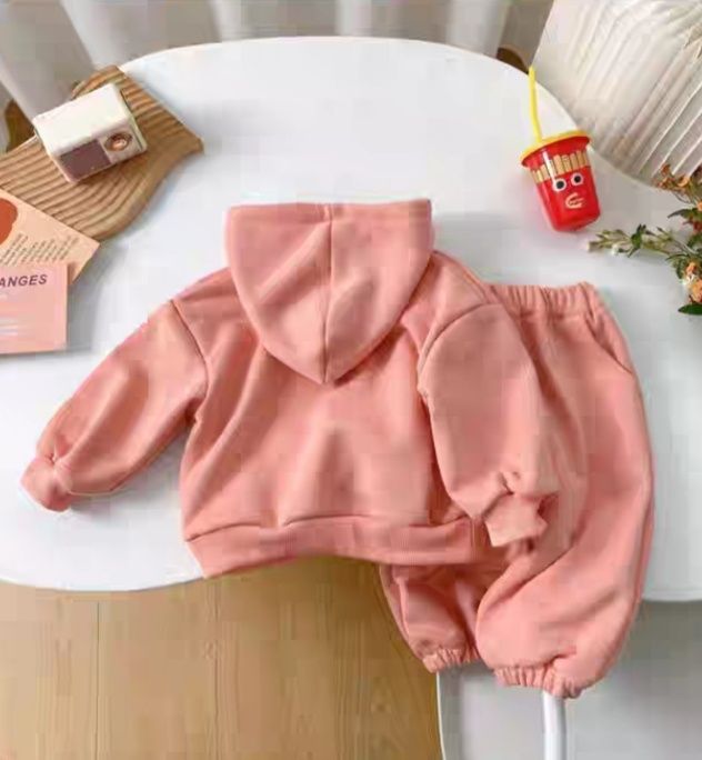 Костюмы для девочек, осенне-зимняя одежда