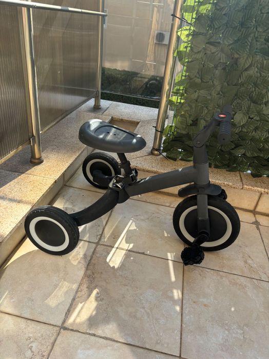 Детска триколка с педали