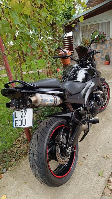 A2 - Suzuki GSR 600 full black