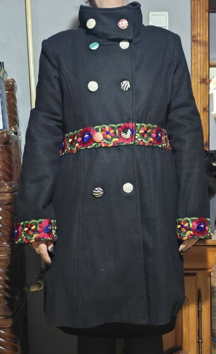 Palton din stofa de lână,  românesc si palton din stofă