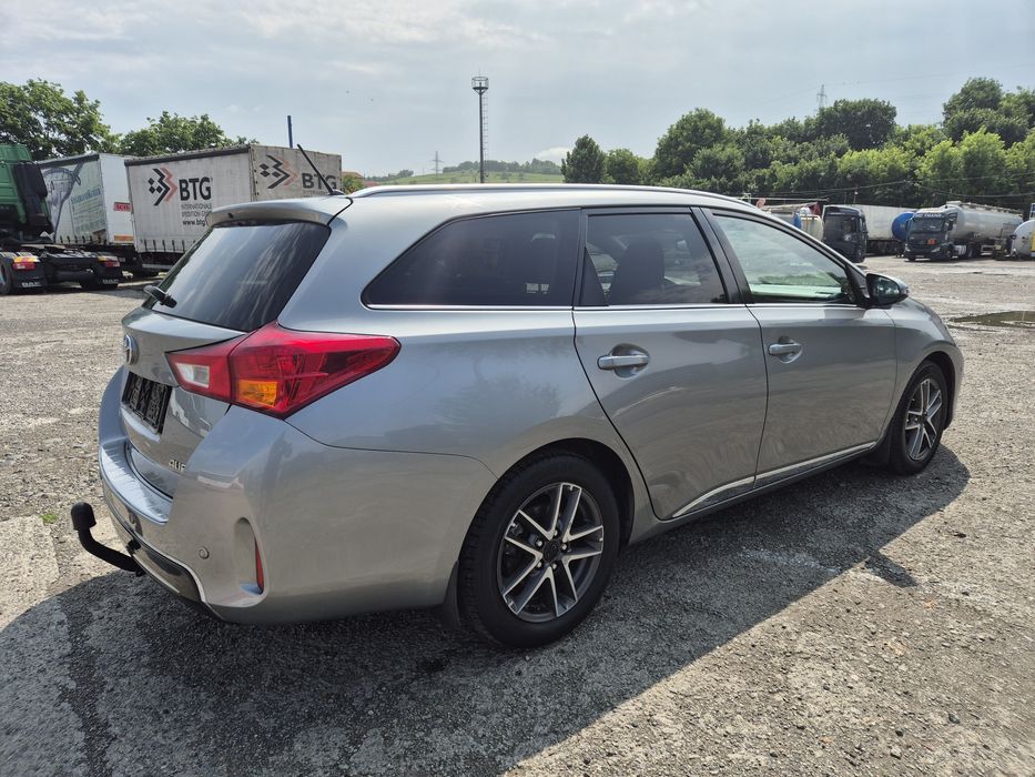 Toyota Auris Touring 2013 2.0 D4-D Climatronic Panoramic