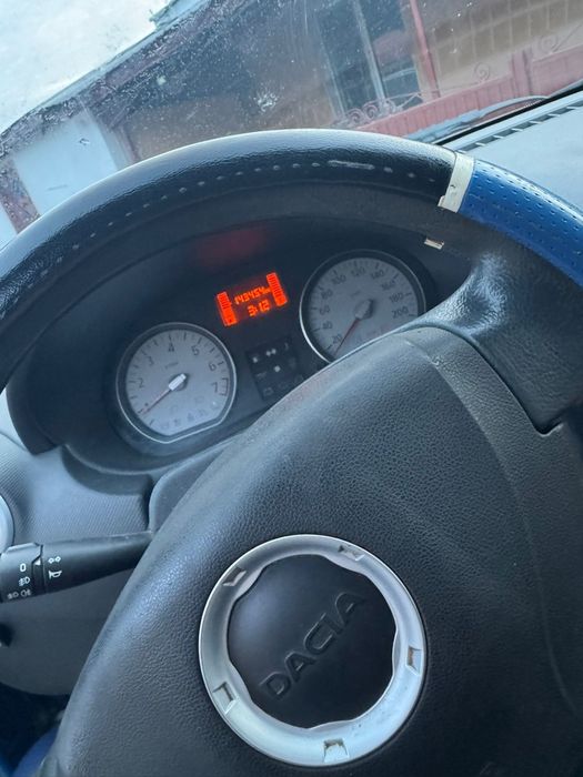 Vand Dacia Logan 1.6