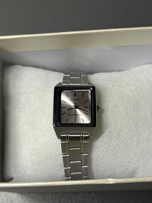 Женские часы Casio LTP-V007D-4E