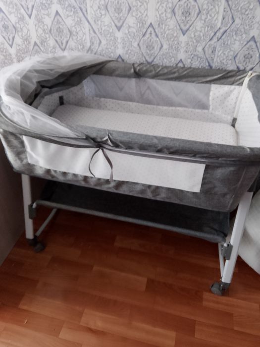 Кроватка детская