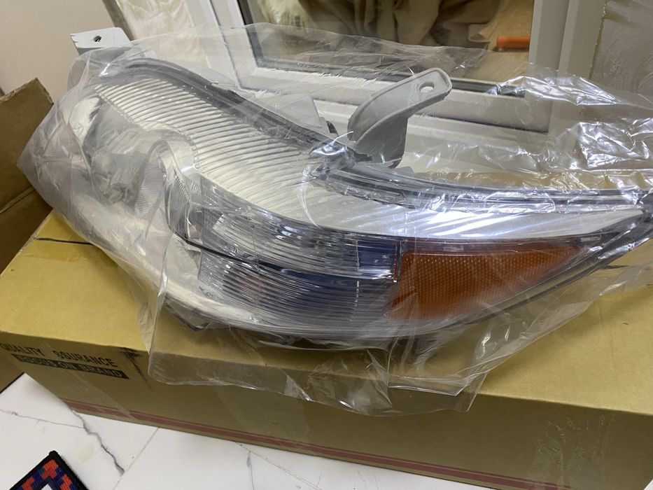 Фара камри 45 новый  1 штук левый