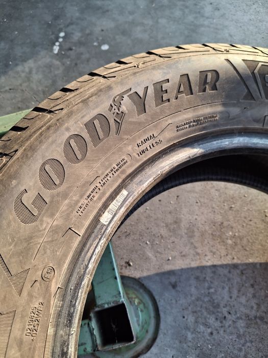 4 Anvelopele de iarnă 225 65 r17 Goodyear
