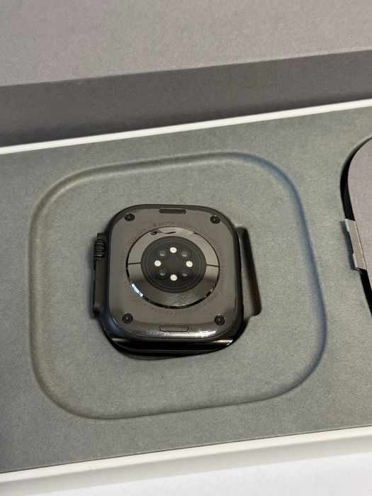 49mm Apple watch Ultra 2 iStyle Гаранция 2027г. Black Titanium TML