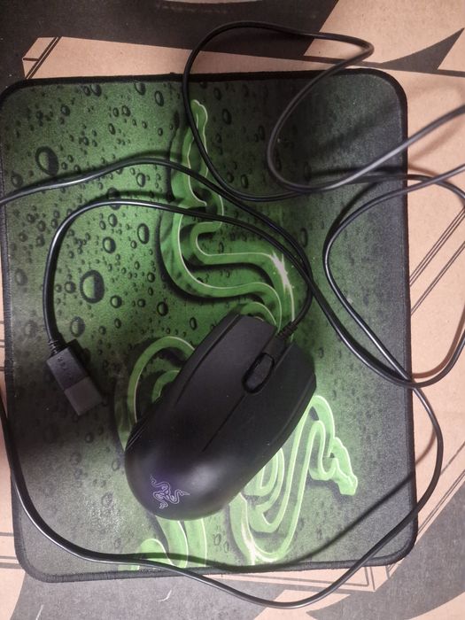 Mouse Gaming Razer + Mousepad