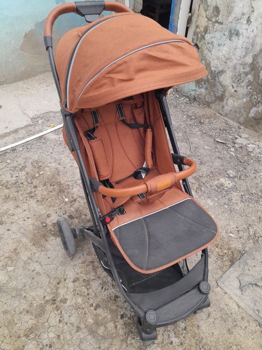 Продам коляску в хорошем состоянии