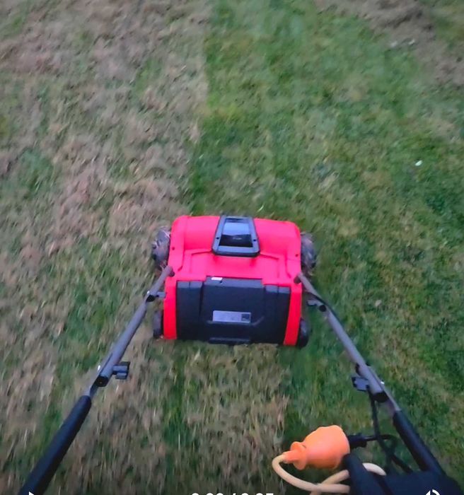 Scarificator de gradina einhell cu 2 perii/lame