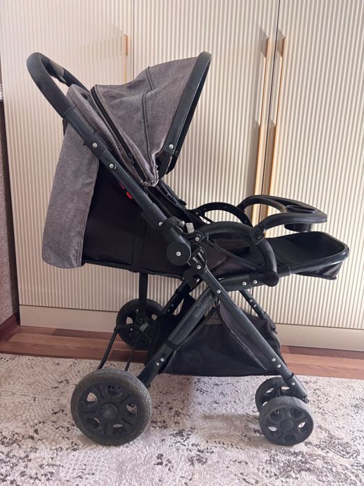 Коляска б/у хорошого качества