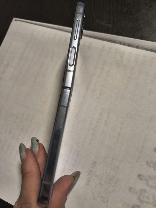 Vand samsung flip 4, 256