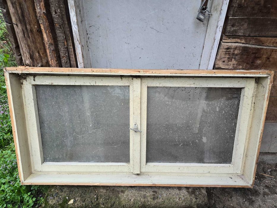 Дървени Прозорци със касата