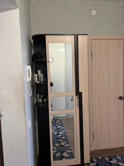 продам 1ком.квартиру АлтынАрман