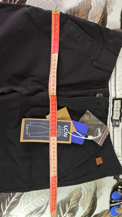 Продаю двое брюк на 12-15 лет