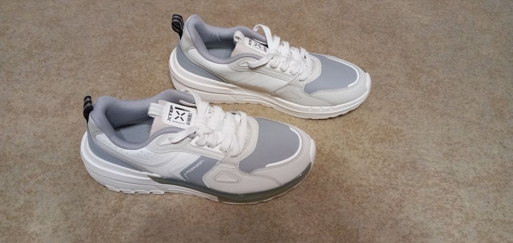 Новые кроссы Хстеп, оригинал, 45 размер