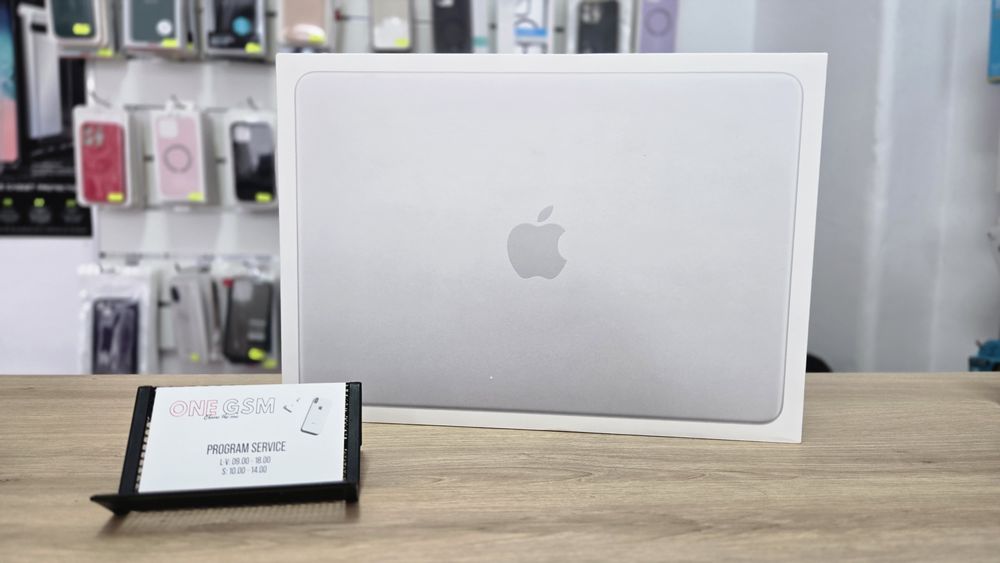 Macbook Neo Silver A18 Pro Chip 8GB RAM 256GB – Nou Factura & Garantie