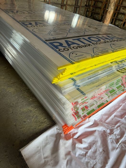 Поликарбонат в наличии